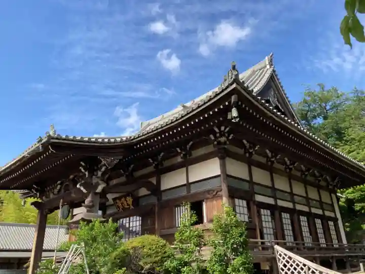 妙蓮寺の本殿・本堂