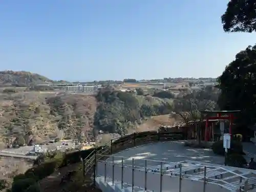 祐徳稲荷神社の{uncategorized: "未分類", other: "その他", undefined: "問題あり", building: "その他建物", grave: "お墓", sacred_gate: "鳥居", guardian: "狛犬", statue: "像", buddha: "仏像", history: "歴史", nature: "自然", garden: "庭園", animal: "動物", pagoda: "塔", temizu: "手水舎", mountain_gate: "山門・神門", sanctuary: "本殿・本堂", subordinate: "末社・摂社", art: "芸術", scenery: "景色", jizo: "地蔵", ema: "絵馬", goshuin: "御朱印", omikuji: "おみくじ", items: "授与品その他", amulet: "お守り", goshuincho: "御朱印帳", eats: "食事", festival: "お祭り", votive_dance: "神楽", shichigosan: "七五三参", wedding: "結婚式", experience: "体験その他", initially: "初詣", around: "周辺", anti_infection: "感染症対策"}