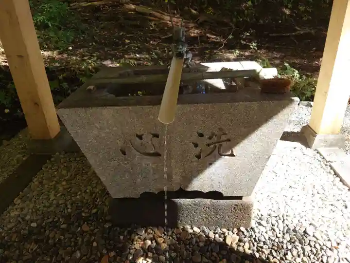 戸隠神社宝光社の手水舎