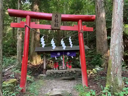 早池峯神社の末社