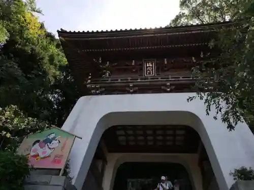 江島神社の山門・神門