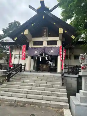 豊平神社の{uncategorized: "未分類", other: "その他", undefined: "問題あり", building: "その他建物", grave: "お墓", sacred_gate: "鳥居", guardian: "狛犬", statue: "像", buddha: "仏像", history: "歴史", nature: "自然", garden: "庭園", animal: "動物", pagoda: "塔", temizu: "手水舎", mountain_gate: "山門・神門", sanctuary: "本殿・本堂", subordinate: "末社・摂社", art: "芸術", scenery: "景色", jizo: "地蔵", ema: "絵馬", goshuin: "御朱印", omikuji: "おみくじ", items: "授与品その他", amulet: "お守り", goshuincho: "御朱印帳", eats: "食事", festival: "お祭り", votive_dance: "神楽", shichigosan: "七五三参", wedding: "結婚式", experience: "体験その他", initially: "初詣", around: "周辺", anti_infection: "感染症対策"}