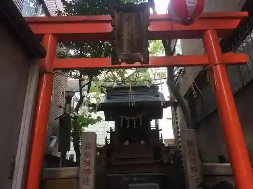 櫻稲荷神社の鳥居