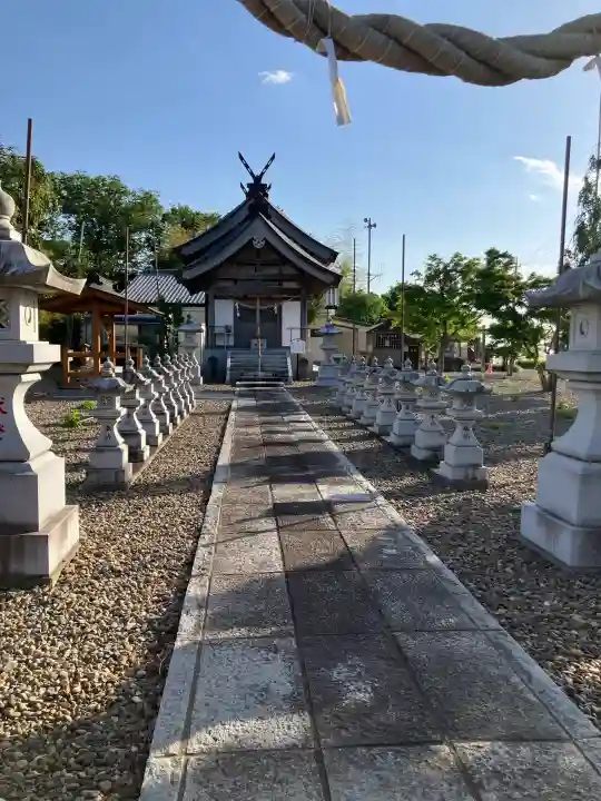 鷲巣鷲宮神社の{uncategorized: "未分類", other: "その他", undefined: "問題あり", building: "その他建物", grave: "お墓", sacred_gate: "鳥居", guardian: "狛犬", statue: "像", buddha: "仏像", history: "歴史", nature: "自然", garden: "庭園", animal: "動物", pagoda: "塔", temizu: "手水舎", mountain_gate: "山門・神門", sanctuary: "本殿・本堂", subordinate: "末社・摂社", art: "芸術", scenery: "景色", jizo: "地蔵", ema: "絵馬", goshuin: "御朱印", omikuji: "おみくじ", items: "授与品その他", amulet: "お守り", goshuincho: "御朱印帳", eats: "食事", festival: "お祭り", votive_dance: "神楽", shichigosan: "七五三参", wedding: "結婚式", experience: "体験その他", initially: "初詣", around: "周辺", anti_infection: "感染症対策"}