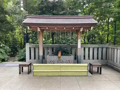 福徳神社（芽吹稲荷）の手水舎