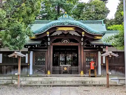 白金氷川神社の本殿・本堂