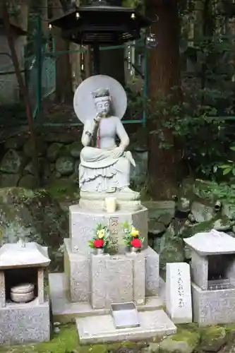 宝山寺奥之院(奈良県)