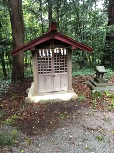出雲乃伊波比神社の末社・摂社