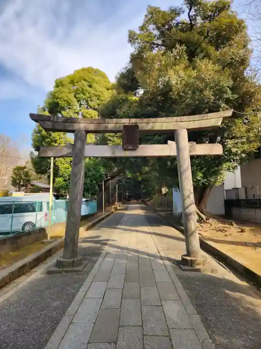 渋谷氷川神社の{uncategorized: "未分類", other: "その他", undefined: "問題あり", building: "その他建物", grave: "お墓", sacred_gate: "鳥居", guardian: "狛犬", statue: "像", buddha: "仏像", history: "歴史", nature: "自然", garden: "庭園", animal: "動物", pagoda: "塔", temizu: "手水舎", mountain_gate: "山門・神門", sanctuary: "本殿・本堂", subordinate: "末社・摂社", art: "芸術", scenery: "景色", jizo: "地蔵", ema: "絵馬", goshuin: "御朱印", omikuji: "おみくじ", items: "授与品その他", amulet: "お守り", goshuincho: "御朱印帳", eats: "食事", festival: "お祭り", votive_dance: "神楽", shichigosan: "七五三参", wedding: "結婚式", experience: "体験その他", initially: "初詣", around: "周辺", anti_infection: "感染症対策"}