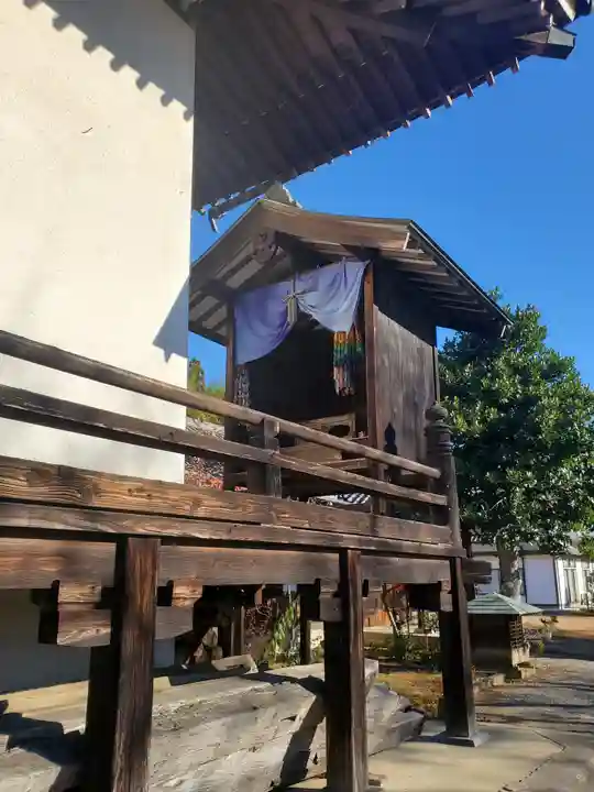 鶏足寺のその他建物