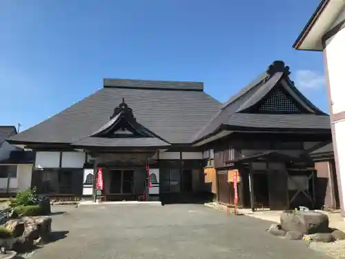 曹源院の本殿