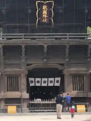 筥崎宮の山門・神門