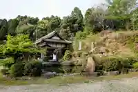 曽野稲荷神社の庭園