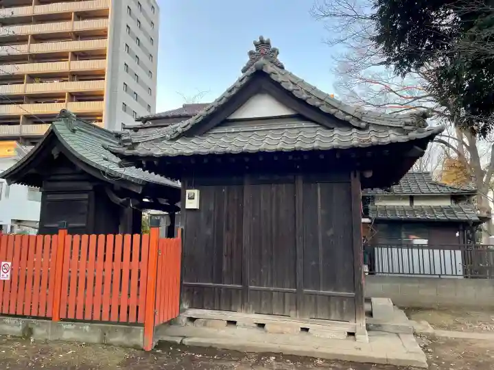 楢姫稲荷神社の{uncategorized: "未分類", other: "その他", undefined: "問題あり", building: "その他建物", grave: "お墓", sacred_gate: "鳥居", guardian: "狛犬", statue: "像", buddha: "仏像", history: "歴史", nature: "自然", garden: "庭園", animal: "動物", pagoda: "塔", temizu: "手水舎", mountain_gate: "山門・神門", sanctuary: "本殿・本堂", subordinate: "末社・摂社", art: "芸術", scenery: "景色", jizo: "地蔵", ema: "絵馬", goshuin: "御朱印", omikuji: "おみくじ", items: "授与品その他", amulet: "お守り", goshuincho: "御朱印帳", eats: "食事", festival: "お祭り", votive_dance: "神楽", shichigosan: "七五三参", wedding: "結婚式", experience: "体験その他", initially: "初詣", around: "周辺", anti_infection: "感染症対策"}