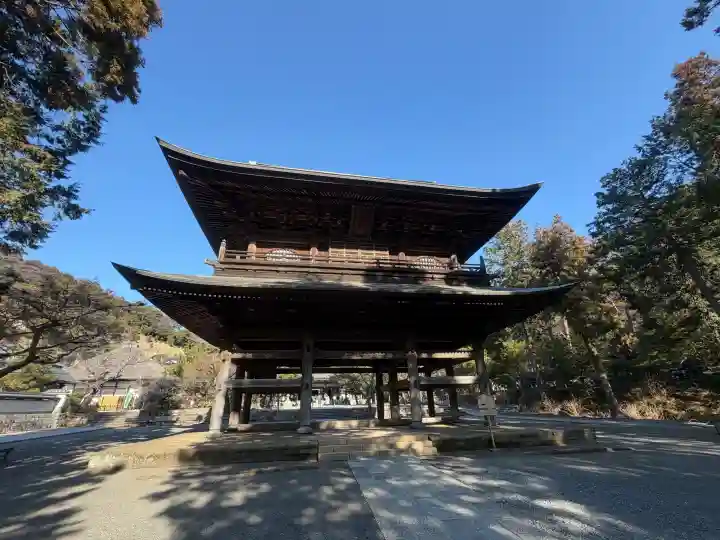 円覚寺の{uncategorized: "未分類", other: "その他", undefined: "問題あり", building: "その他建物", grave: "お墓", sacred_gate: "鳥居", guardian: "狛犬", statue: "像", buddha: "仏像", history: "歴史", nature: "自然", garden: "庭園", animal: "動物", pagoda: "塔", temizu: "手水舎", mountain_gate: "山門・神門", sanctuary: "本殿・本堂", subordinate: "末社・摂社", art: "芸術", scenery: "景色", jizo: "地蔵", ema: "絵馬", goshuin: "御朱印", omikuji: "おみくじ", items: "授与品その他", amulet: "お守り", goshuincho: "御朱印帳", eats: "食事", festival: "お祭り", votive_dance: "神楽", shichigosan: "七五三参", wedding: "結婚式", experience: "体験その他", initially: "初詣", around: "周辺", anti_infection: "感染症対策"}