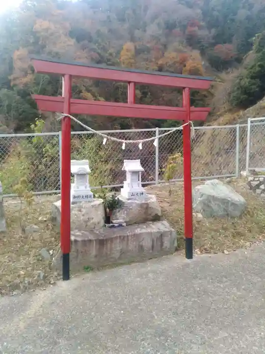 実教寺の末社・摂社