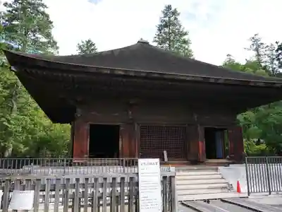 白水阿弥陀堂の本殿・本堂