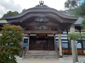 恩流寺の本殿・本堂