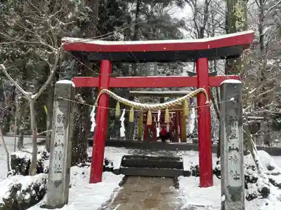 新屋山神社(山梨県)