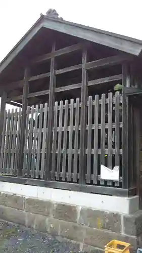 三日月神社の本殿