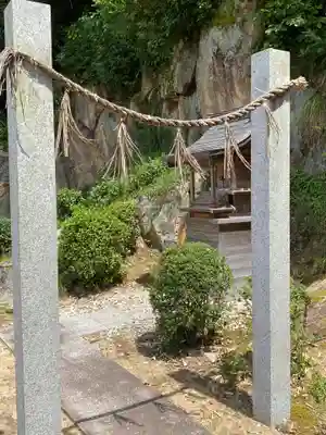 恩徳寺古立石不動明王(岡山県)