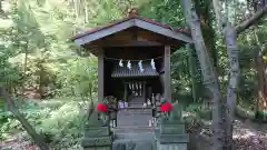 曾屋神社の末社