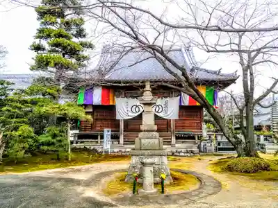 奥田山 安楽寺の本殿・本堂
