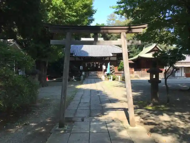 平塚神社の鳥居
