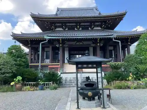 浄土宗南命山善光寺の本殿・本堂