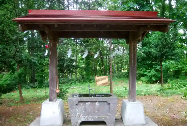 八幡神社の手水舎
