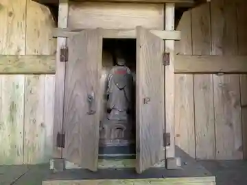 神社(名称不明)の本殿・本堂