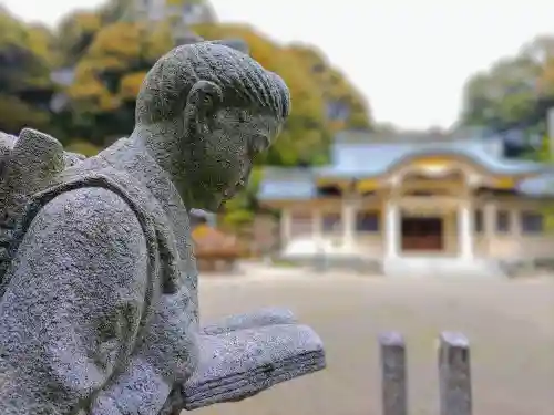 熊野神社（亀首町）の像