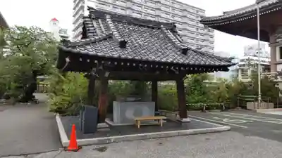 東本願寺の手水舎
