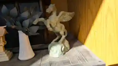 十勝輓馬神社の像