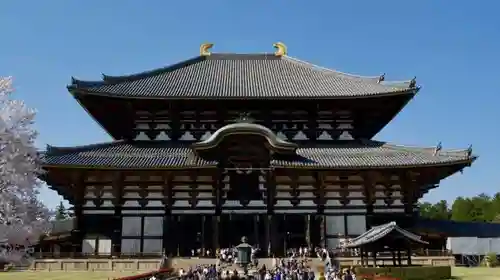 東大寺の本殿