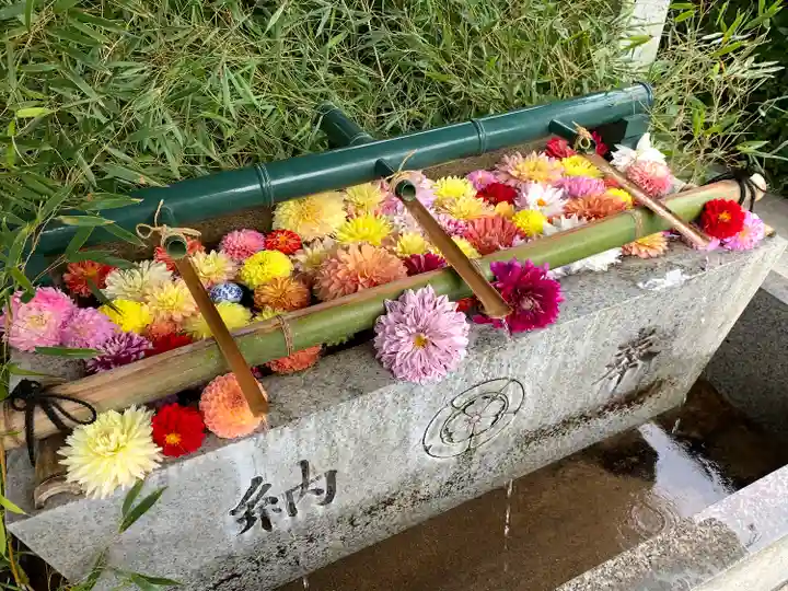伊和志津神社の手水舎