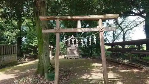 梅宮神社の鳥居