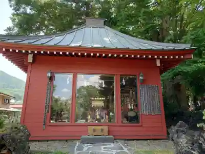 北東本宮小室浅間神社(山梨県)
