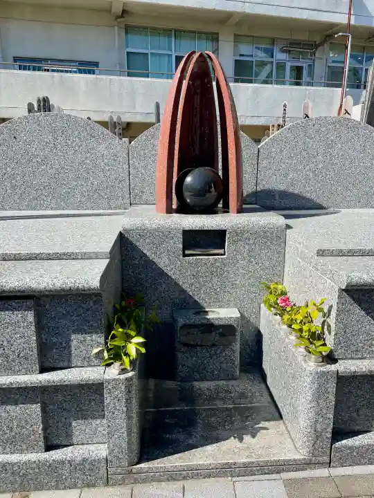 龍閑寺の{uncategorized: "未分類", other: "その他", undefined: "問題あり", building: "その他建物", grave: "お墓", sacred_gate: "鳥居", guardian: "狛犬", statue: "像", buddha: "仏像", history: "歴史", nature: "自然", garden: "庭園", animal: "動物", pagoda: "塔", temizu: "手水舎", mountain_gate: "山門・神門", sanctuary: "本殿・本堂", subordinate: "末社・摂社", art: "芸術", scenery: "景色", jizo: "地蔵", ema: "絵馬", goshuin: "御朱印", omikuji: "おみくじ", items: "授与品その他", amulet: "お守り", goshuincho: "御朱印帳", eats: "食事", festival: "お祭り", votive_dance: "神楽", shichigosan: "七五三参", wedding: "結婚式", experience: "体験その他", initially: "初詣", around: "周辺", anti_infection: "感染症対策"}