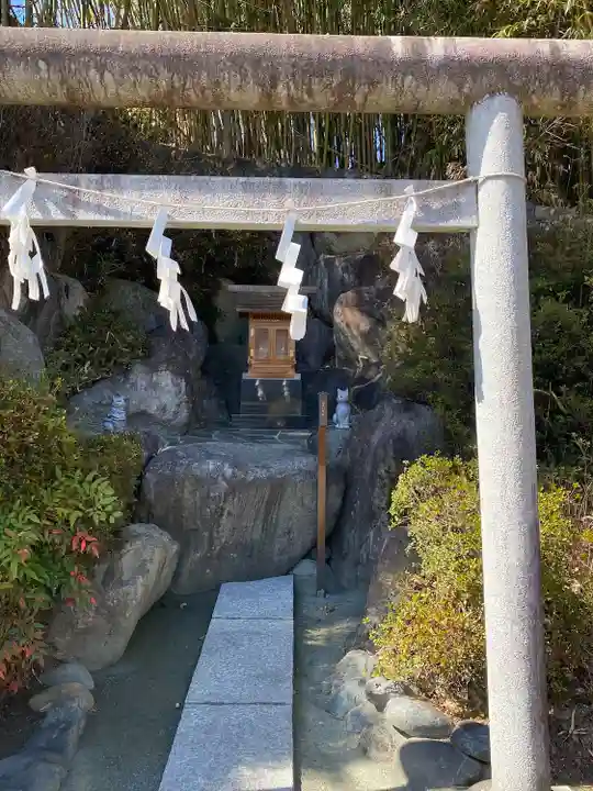 差出磯大嶽山神社 仕事と健康と厄よけの神さま(山梨県)