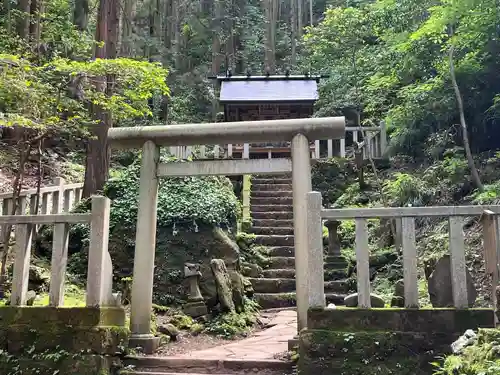 御岩神社の鳥居