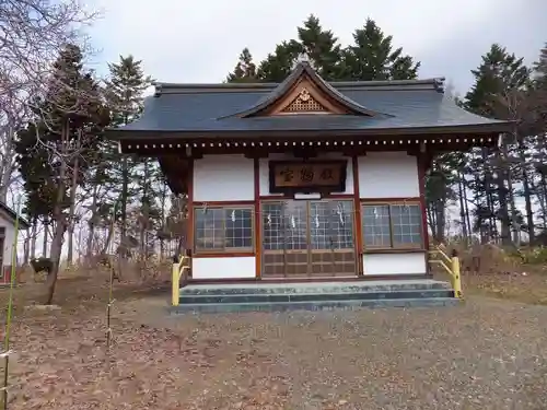 峰延神社の本殿・本堂