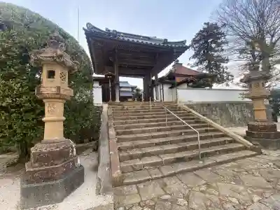 康国寺の{uncategorized: "未分類", other: "その他", undefined: "問題あり", building: "その他建物", grave: "お墓", sacred_gate: "鳥居", guardian: "狛犬", statue: "像", buddha: "仏像", history: "歴史", nature: "自然", garden: "庭園", animal: "動物", pagoda: "塔", temizu: "手水舎", mountain_gate: "山門・神門", sanctuary: "本殿・本堂", subordinate: "末社・摂社", art: "芸術", scenery: "景色", jizo: "地蔵", ema: "絵馬", goshuin: "御朱印", omikuji: "おみくじ", items: "授与品その他", amulet: "お守り", goshuincho: "御朱印帳", eats: "食事", festival: "お祭り", votive_dance: "神楽", shichigosan: "七五三参", wedding: "結婚式", experience: "体験その他", initially: "初詣", around: "周辺", anti_infection: "感染症対策"}