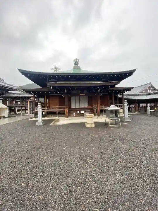 善通寺の本殿・本堂