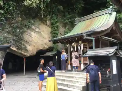 銭洗弁財天宇賀福神社の本殿・本堂