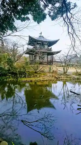 勧修寺の塔