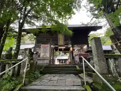 熊野皇大神社の山門・神門