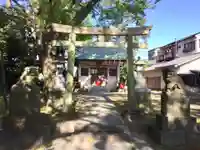 新堀日枝神社の鳥居