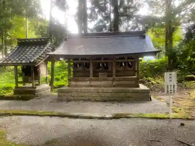 雄山神社中宮祈願殿(富山県)