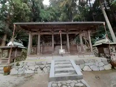 高天彦神社の{uncategorized: "未分類", other: "その他", undefined: "問題あり", building: "その他建物", grave: "お墓", sacred_gate: "鳥居", guardian: "狛犬", statue: "像", buddha: "仏像", history: "歴史", nature: "自然", garden: "庭園", animal: "動物", pagoda: "塔", temizu: "手水舎", mountain_gate: "山門・神門", sanctuary: "本殿・本堂", subordinate: "末社・摂社", art: "芸術", scenery: "景色", jizo: "地蔵", ema: "絵馬", goshuin: "御朱印", omikuji: "おみくじ", items: "授与品その他", amulet: "お守り", goshuincho: "御朱印帳", eats: "食事", festival: "お祭り", votive_dance: "神楽", shichigosan: "七五三参", wedding: "結婚式", experience: "体験その他", initially: "初詣", around: "周辺", anti_infection: "感染症対策"}